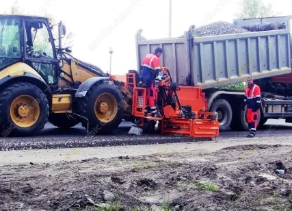 Фото №2 Аренда уширителя обочин, бордюроукладчика Strassmayr BF 290, Смоленск