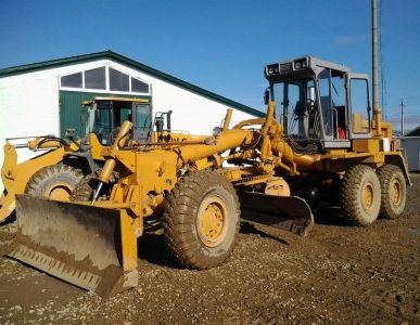 фото Нанять грейдер CATERPILLAR 120K
