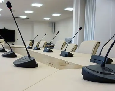 фото Televic Confidea, профессиональное оборудование для конференц-систем