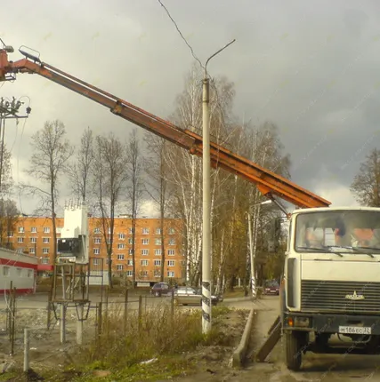 Фото №0 Аренда автовышки (автогидроподъемника) ГРИНМАШ ПСС-131.18Э, Брянск