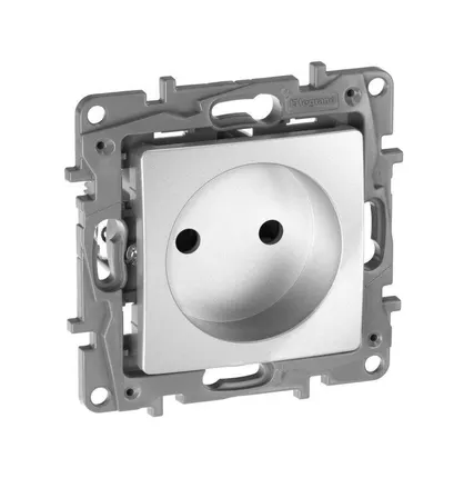 Фото №2 Розетка 1-м СП Etika 16А IP31 250В 2P без заземл. защ. шторки немецк. стандарт винт. клеммы механизм алюм. Leg 672434