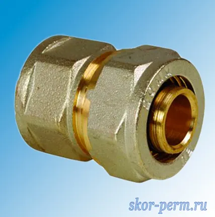 Фото №0 Соединитель ВР 16*3/4 Vertum