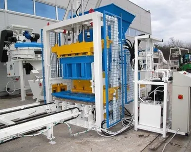 фото Машина для производства бетонных блоков,брусчатки Sumab E-400 (2007г.) Б/У в Москве
