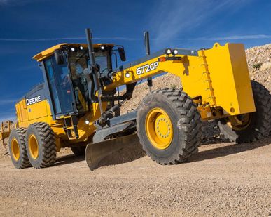 фото Нанять автогрейдер John Deere 570B