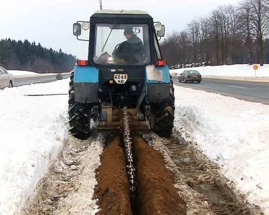 фото Услуги аренды грунтореза