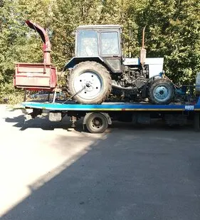 фото Эвакуатор для трактор МТЗ 82