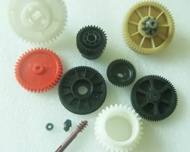 фото Пластиковые шестерни