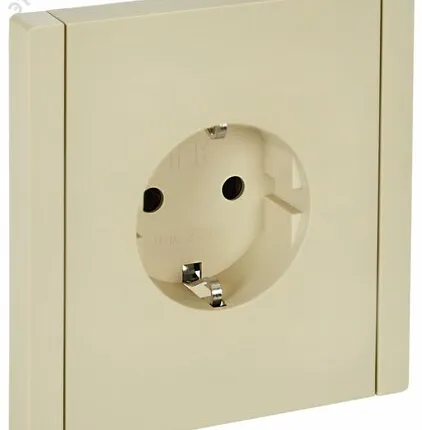 Фото №0 FORTE&PIANO Розетка 1-местная с заземлением с защитными шторками безвинтовое крепление 16А FP413 ваниль IEK