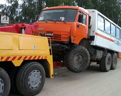 фото Эвакуатор грузовых автомобилей