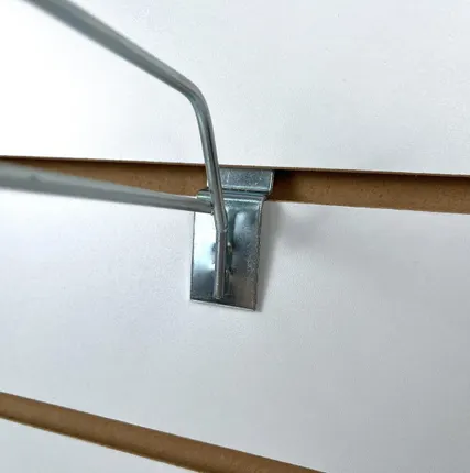 Фото №0 Крючок на экономпанель одинарный с ценникодержателем 300мм, d=4мм, цинк