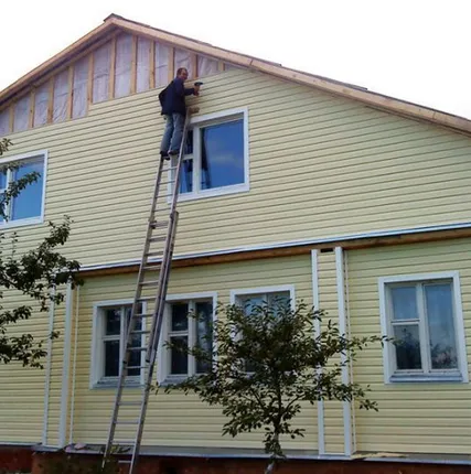 Фото №0 Монтаж винилового сайдинга