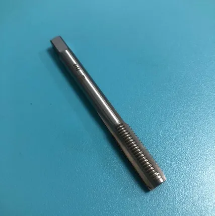 Фото №0 Метчик машинно-ручной левый М10 шаг 1.5