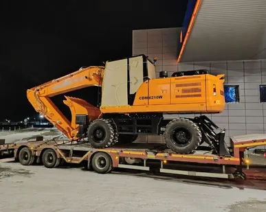 фото Колесный экскаватор LonKing CDM 6210