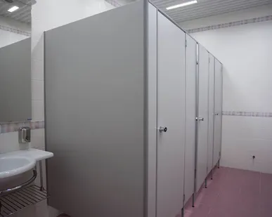 фото Сантехнические перегородки