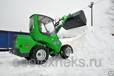фото Минипогрузчики Avant серии 700 Avant