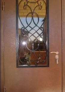 фото Дверь стальная однопольная остекленная с кованным элементом(900/2000)левая