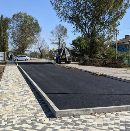 Фото №0 Асфальтирование территории