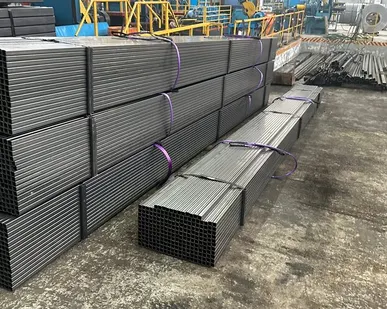 фото Труба 20*20*1,5 ГОСТ 8639-82 ст3 6 м