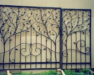 фото 012 Распашная решетка металлическая. Полимерная окраска.