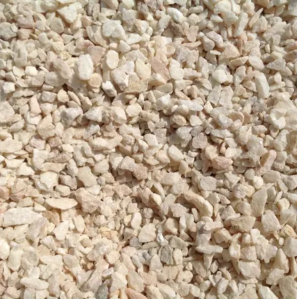 Фото №0 Щебень мраморный медовый 10-20