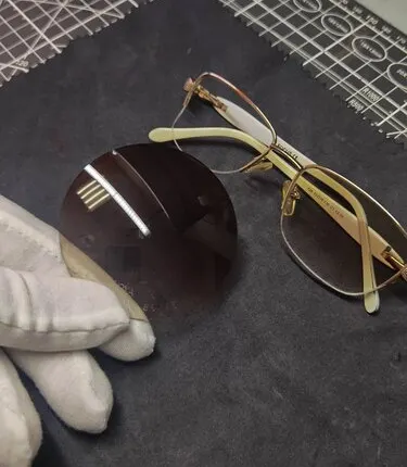 Фото №0 Окрас полимерных линз градиент (серый, коричневый)