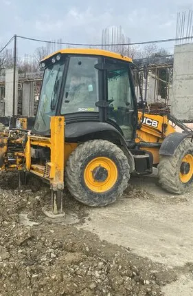 Фото №0 Экскаватор- Погрузчик JCB Равноколесный услуги экскаватора погрузчика аренда трактора аренда экскаватора погрузчика