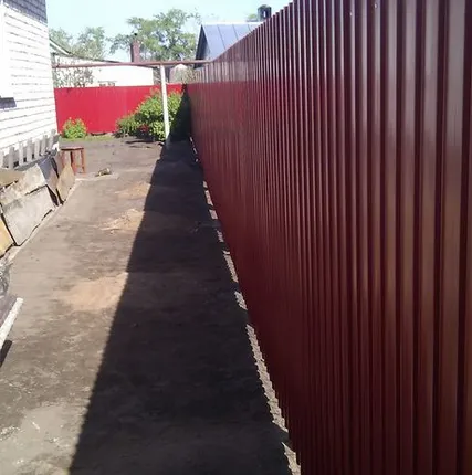 Фото №0 Забор из профнастила