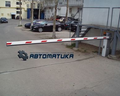 фото Автоматический шлагбаум