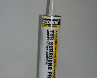 фото Клей Titebond Surround pro повышенной влагостойкости. Цвет белый.