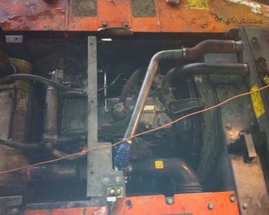 фото Услуга ремонта гусеничных экскаваторов HITACHI KOMATSU