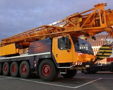 фото Аренда крана 100 тонн LIEBHERR
