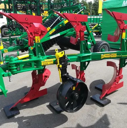 Фото №2 Плуг трехкорпусный навесной оборотный ПНО-3-35 (защита срезной болт)