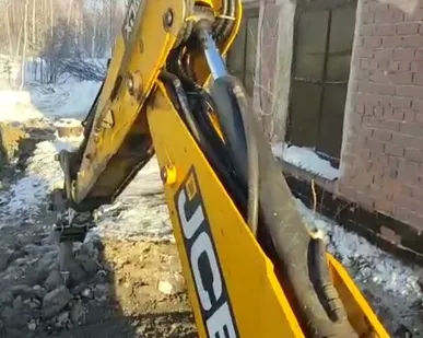 фото Услуги клыка-рыхлителя