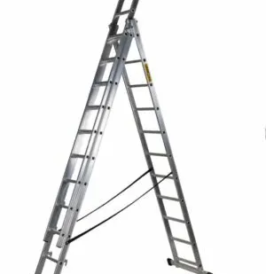 фото Трехсекционная лестница Аlumet Profi 3 х 10 ступеней