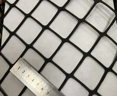 фото Сетка пластиковая- Ромбическая 40х40 Черная (1,5х20) Б (п.м.)