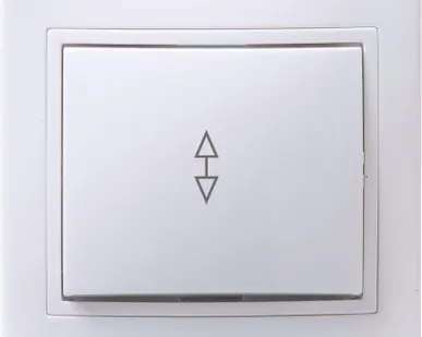 фото Выключатель проходной 1-кл. СП Кварта 10А IP20 ВСп10-1-0-КБ бел. ИЭК EVK12-K01-10-DM