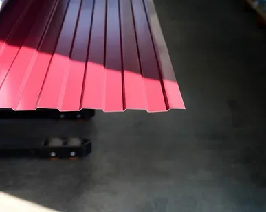 фото Профлист С-8 / красный / 0.45 мм. - RAL 3005 / Винно-красный - Глянцевая - с ЛКП - Первый - С-8 - Индивидуальные - Опт (от 100 листов / от 200 м.пог.)