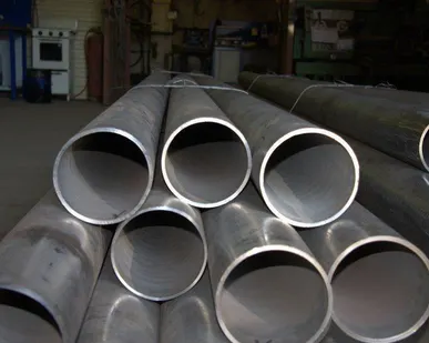 фото Труба нержавеющая 108х8 мм 12Х18Н10Т