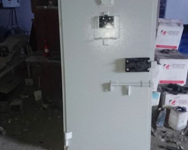 фото Дверь камерная ДК-1. Отправка по всей России. Доставка до ТК  в Екатеринбурге бесплатная.