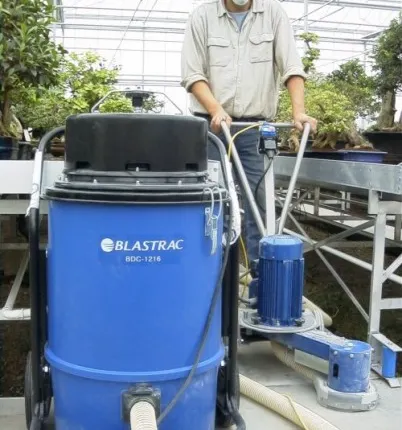Фото №3 Промышленный пылесос Blastrac BDC-1216
