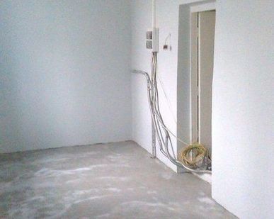фото Укладка керамогранита по готовому основанию, м2