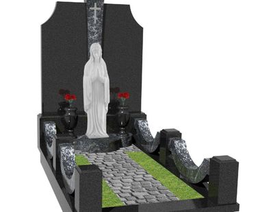 фото Изготовление памятника из гранита 1.6х2 м