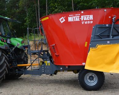 фото Миксер-кормораздатчик Т-659 9 куб.м (METAL-FACH)