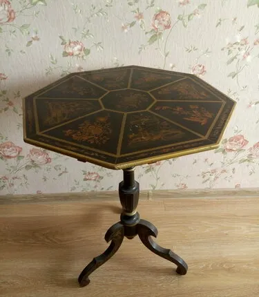 Фото №0 Старинный журнальный столик