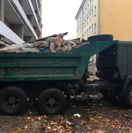 Фото №0 Вывоз мусора самосвалами