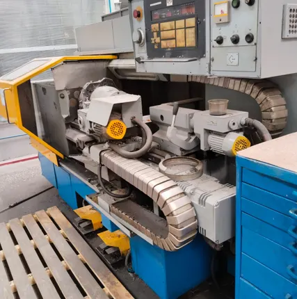 Фото №0 16Б16Т1С1 токарный станок с ЧПУ