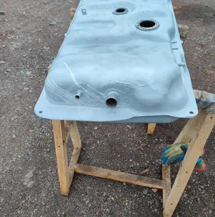 Фото №0 Ремонт бензобаков в СПБ. Ремонт горловин бензобаков в Московском районе