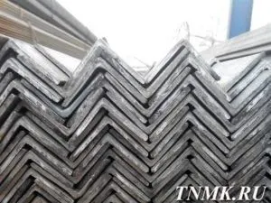 фото Уголок стальной равнополочный 80х80х8 мм С355 ГОСТ 8509-93