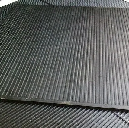 Фото №0 Ковер диэлектрический 1200*8000 кг