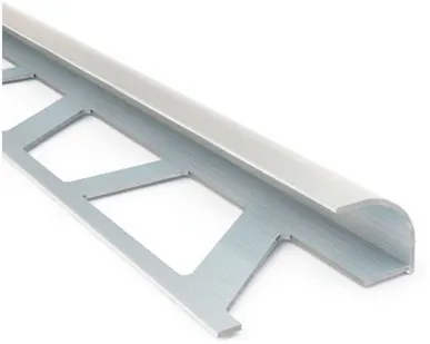 фото Отделка для плитки, угол наружный 0,07*2,5 м белый